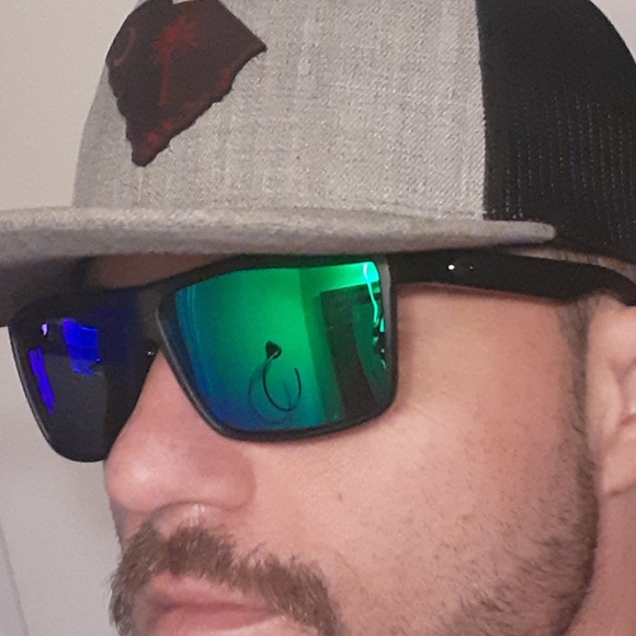 Costa Rinconcito Sunglasses - Picture 2 of 5